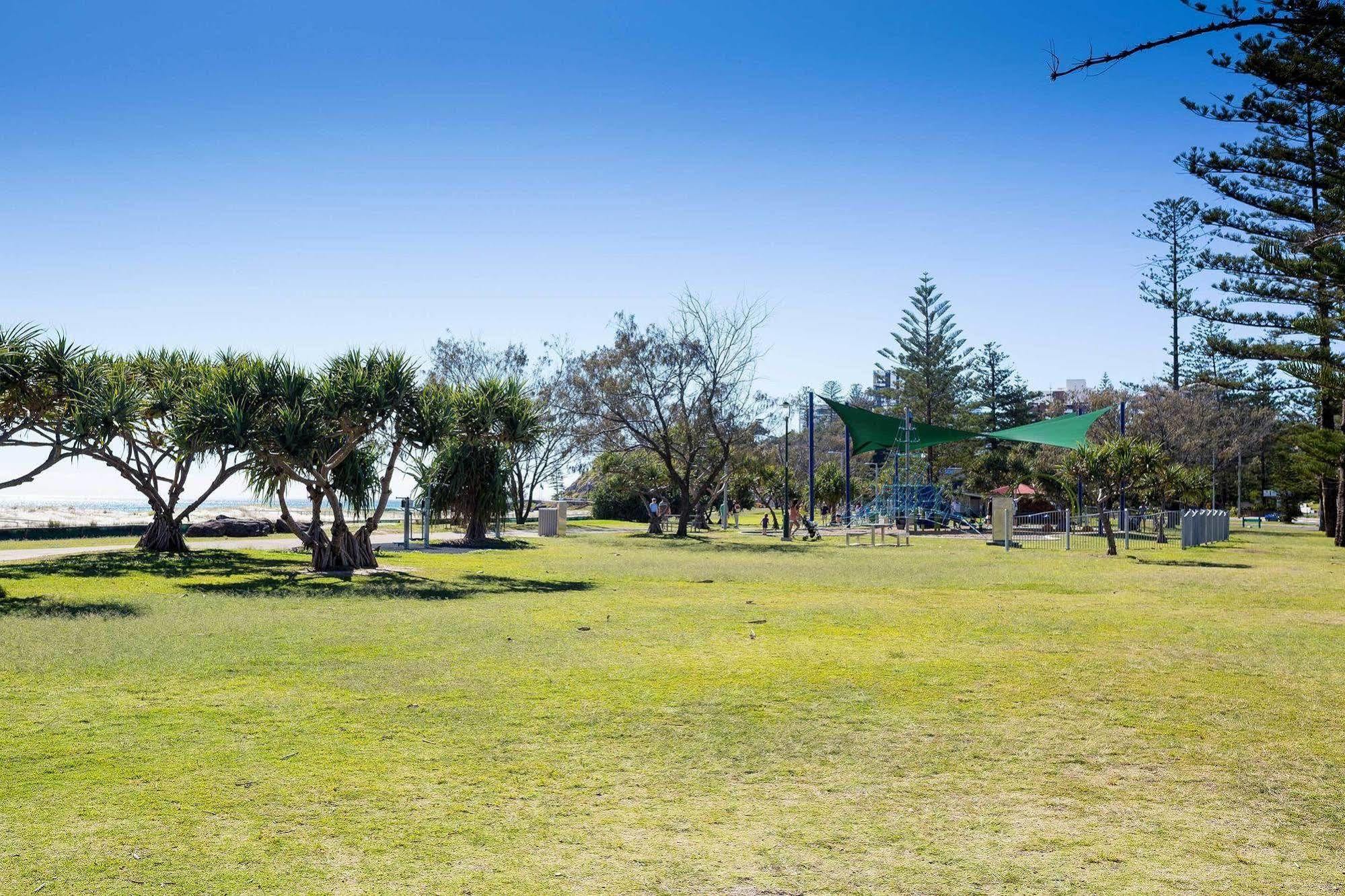 Kirra Beach Tourist Park 库伦加塔 外观 照片